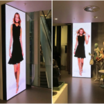 LED ÉCRAN INTERNE P3 ÉTANCHE PUBLICITAIRE PROGRAMMABLE TRÈS HAUTE LUMINOSITÉ VISIBLE EN PLEIN SOLEIL POUR VITRINE ET INTÉRIEUR.100×100 cm